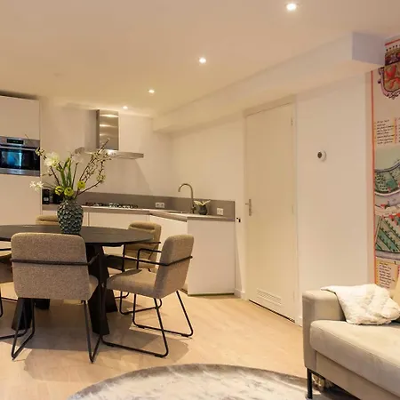 Hofje Sint Jan Bed & Breakfast Gouda